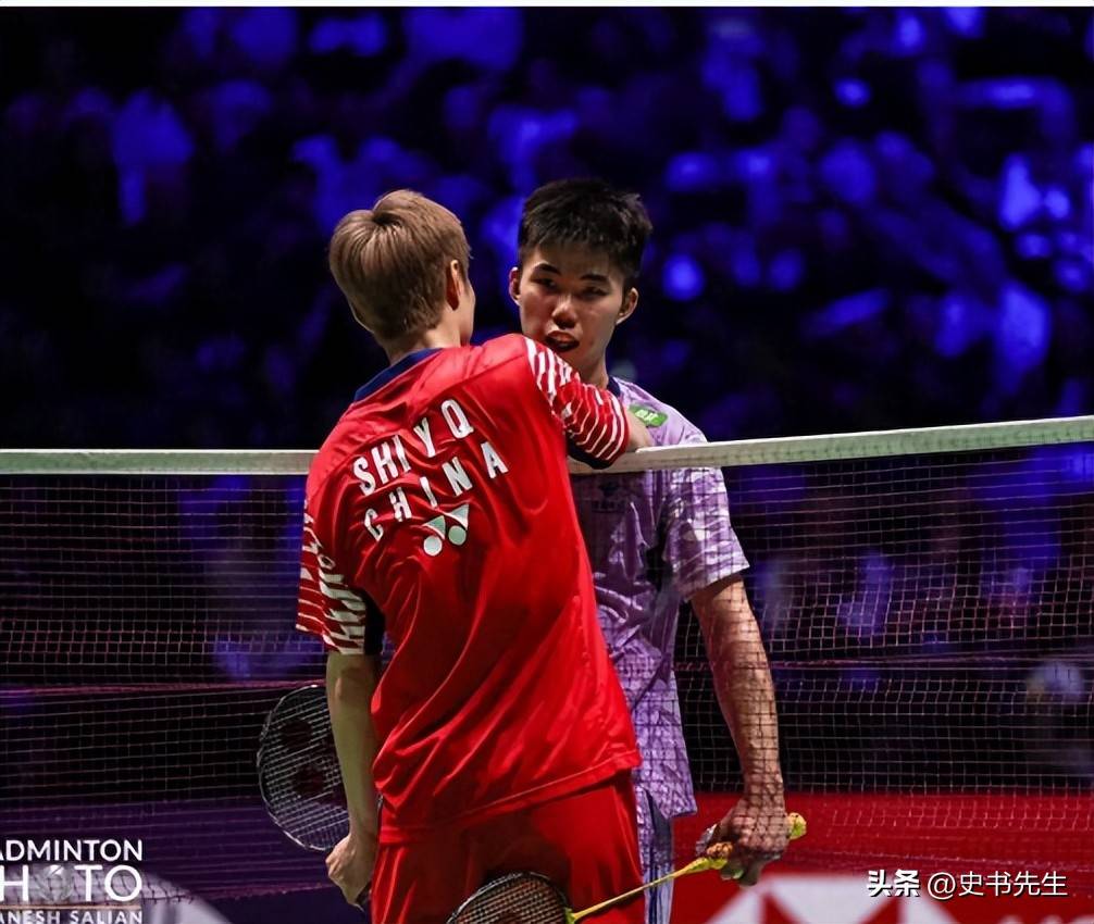 尤为突出 尤为突出